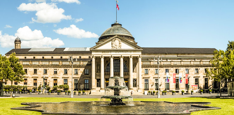 Das berühmte Kurhaus in Wiesbaden