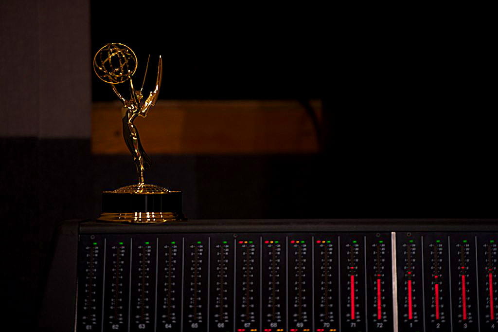 Ein Foto des Emmy Awards