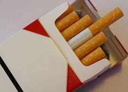 Französische Zigarettenschachtel Betrug