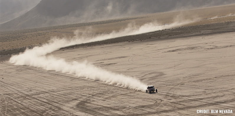 Ein Moment aus der 2017er Ausgabe des Mint 400 Wüstenrennens in Nevada