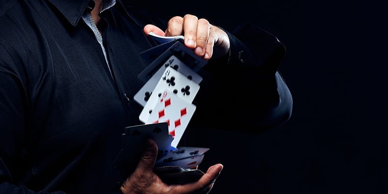 John Taramas Poker Tricks.